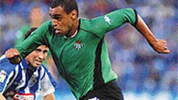 <B>FALTA DE ACTITUD</B>. Denilson se mostró crítico con el equipo.