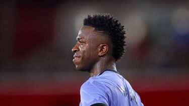 ALMERIA, SPAIN - AUGUST 14: Vinicius Junior of Real Madrid reacts during the LaLiga Santander match between UD Almeria and Real Madrid CF at Juegos Mediterraneos on August 14, 2022 in Almeria, Spain. (Photo by Fran Santiago/Getty Images)
