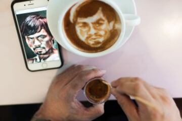 Las caras de los boxeadores en café.