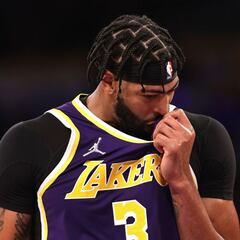 Davis: "Apestamos, no somos un candidato al título ahora mismo"