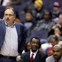 Van Gundy explota: "¿La reunión del equipo? Una mierda"