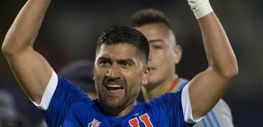 Los jugadores que han unido tres décadas del fútbol chileno