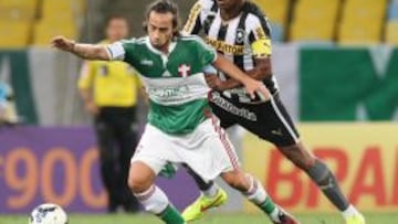 Jorge Valdivia suma cuatro partidos consecutivos como titular en Palmeiras. Tres han sido victorias. 