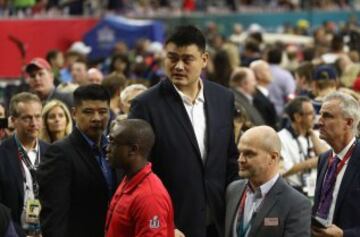 Yao Ming.