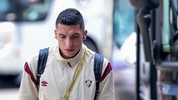 EAST RUTHERFORD (United States), 08/07/2025.- Kevin Serna of Fluminense arrives at the stadium with the team before the FIFA Club World Cup 2025 match between Fluminense FC and Chelsea FC in East Rutherford, New Jersey, USA, 08 July 2025. (Mundial de Fútbol) EFE/EPA/JUSTIN LANE