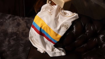Cuánto vale la camiseta blanca de la Selección Colombia en Adidas.