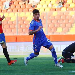 La U se ilusiona con su fichaje de selección: ¡golazo en su debut!