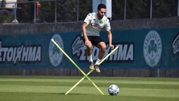 Anuar ya volvi¨® a jugar en Grecia