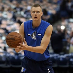 Los Mavs ofrecerán el máximo a Porzingis pese a su grave lesión