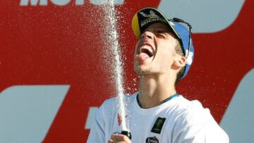 GRAFCVA9744. CHESTE (VALENCIA), 15/11/2020.-.El piloto español de Moto GP, Joan Mir (Suzuki Ecstar) se ha proclamado campeón del mundo tras entrar 7º en la carrera disputada en el circuito Ricardo Tormo de Cheste (Valencia) donde se dis