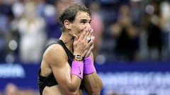 Nadal abraza el decimonoveno Grand Slam entre l&aacute;grimas