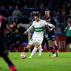 Oficial: El Elche traspasa a Cristian Salvador al Tianjin Jinmen Tiger