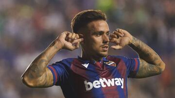 Soccer: La Liga - Levante v Villarreal
Roger Marti of Levante celebrates a goal during the La Liga Santander match between Levante and Villarreal at Estadio Ciutat de Valencia on August 23, 2019 in Valencia, Spain
23/08/2019 ONLY FOR USE IN SPAIN