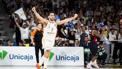 Facundo Campazzo, base del Real Madrid, celebra uno de sus aciertos.