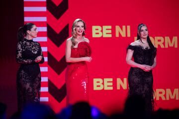 Las presentadoras Ruth Lorenzo, Paula Vzquez e Ins Hernand durante la primera semifinal del Benidorm Fest 2025.