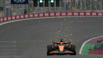 McLaren's Australian driver Oscar Piastri races during the sprint qualifying for the Formula One Sao Paulo Grand Prix at the Jose Carlos Pace racetrack, aka Interlagos, in Sao Paulo, Brazil, on November 1, 2024. (Photo by NELSON ALMEIDA / AFP)