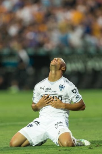 Suárez celebró el virtual pase a semifinales, encaminando al líder rumbo al Título.