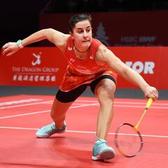 Carolina Marín abre la lata de la primera victoria de España