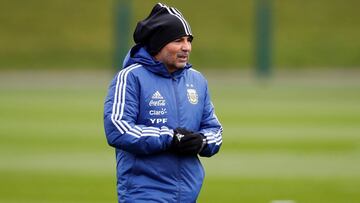 Soccer Football - Argentina Training - City Football Academy, Manchester, Britain - March 20, 2018 Argentina coach Jorge Sampaoli during training Action Images via Reuters/Jason Cairnduff