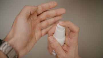 Crema hidratante íntima masculina