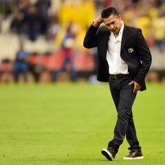 Ignacio Ambriz, destituido como entrenador del América