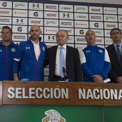 Paco Jémez, presentado en Cruz Azul: "He venido a ganar"