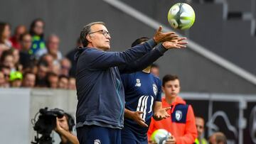 Bielsa se estrena en Lille con goleada a Nantes