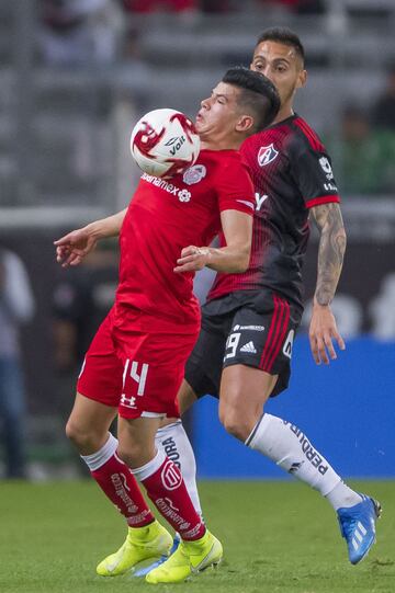 Lluvia de goles en el empate a 3 con los Rayos.