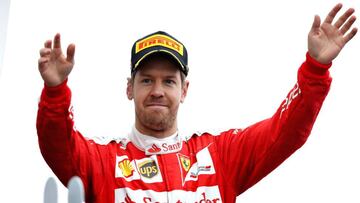 Sebastian Vettel, en la ceremonia del podio del Gran Premio de Canad&aacute; de F&oacute;rmula 1 disputado en el circuito Gilles Villeneuve.