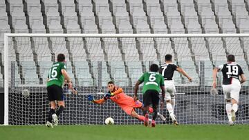 Cristiano Ronaldo: Juventus boss lauds "incredible" mental strength