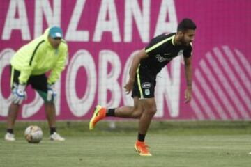 Con nómina mixta, Nacional prepara el clásico ante DIM