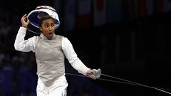 Why are fencers tethered? The reason why fencing competitors are attached to a cable