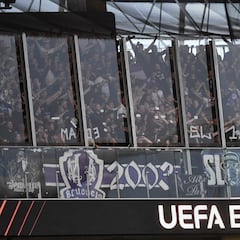 Los ultras del Anderlecht condenan los incidentes en Anoeta y se disculpan