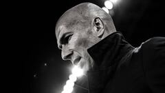 Head coach Zinedine Zidane of Real Madrid CF looks on prior to the La Liga match between Real Sociedad and Real Madrid at Anoeta stadium 