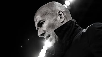 Head coach Zinedine Zidane of Real Madrid CF looks on prior to the La Liga match between Real Sociedad and Real Madrid at Anoeta stadium 