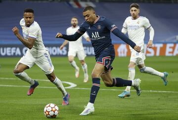 Kylian Mbappé y Éder Militao.