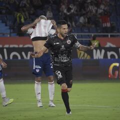 Cúcuta se impone en penales y agudiza la crisis de Junior