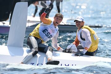 La pareja de 49er formada por Diego Botín y Florian Trittel le ha dado, el primer oro para España