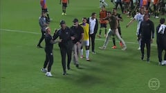 Se burlan de la altura de Sampaoli y su reacción es lo más viral hoy en Brasil: se lo tuvieron que llevar