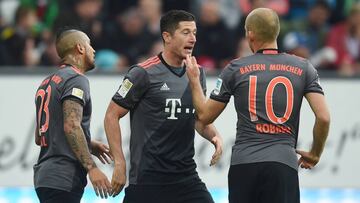 Arturo Vidal y los goleadores Robert Lewandowski y Arjen Robben.