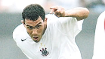 <b>GENIO Y FIGURA.</b> Carlos Tévez es todo carácter.