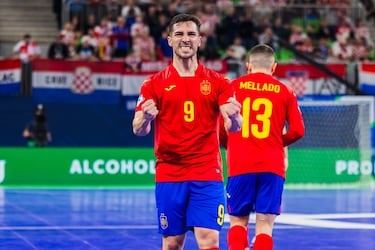 España sobrevive a Croacia con suspense para llegar a la final de la Eurocopa
