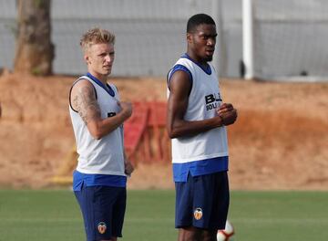 Wass y Kondogbia.