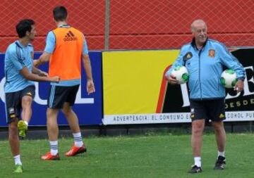 Entrenamiento de La Roja en el Estadio Monumental de Guayaquil. Vicente del Bosque.