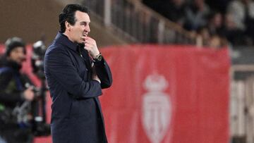 Emery, técnico de Aston Villa.