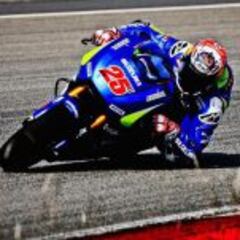 El cambio 'seamless' le da alas a Maverick Viñales en Sepang