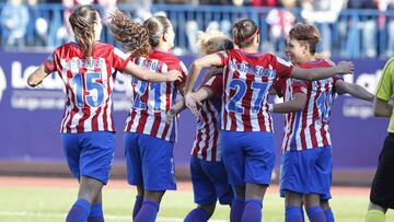 Las jugadoras del Atl&eacute;tico Femenino celebran el gol en el Vicente Calder&oacute;n. 