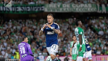 Leonardo Castro anota el gol de la victoria de Milonarios