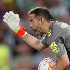 Bravo, a un paso de ser más bético que culé