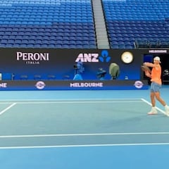 Nadal se entrena, pero no jugará contra Grecia en la ATP Cup
